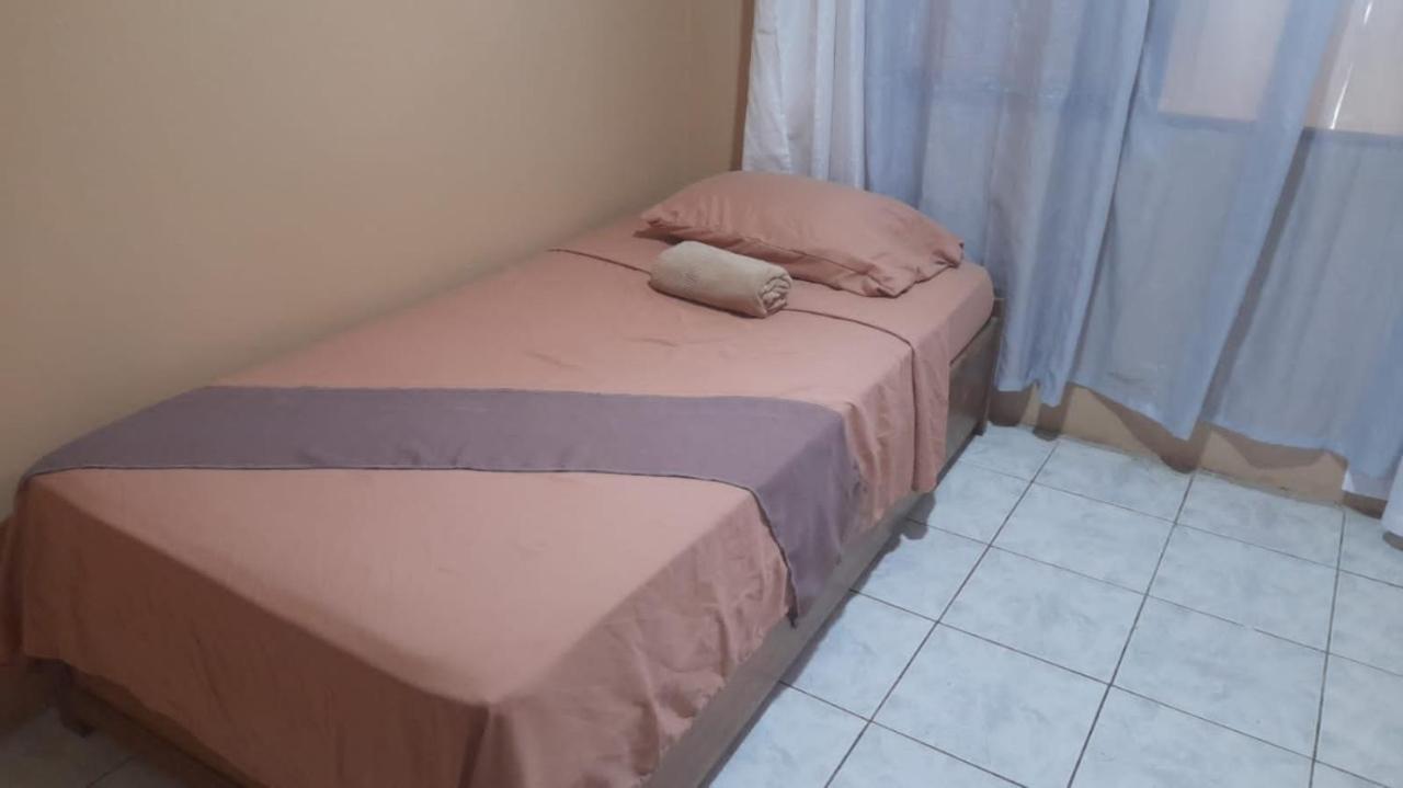 Hostel Casa Marina Puerto Limon Bagian luar foto