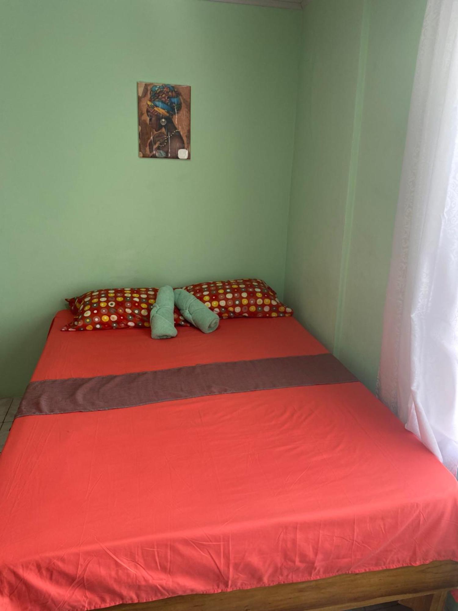 Hostel Casa Marina Puerto Limon Bagian luar foto